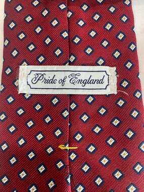 Pride of England Vintage Red Silk Diamond Foulard Necktie Made for Joe's Mens St